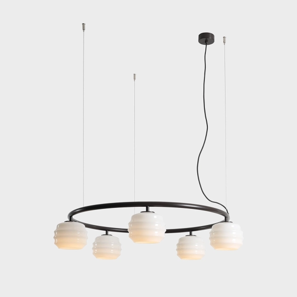 Okrągła lampa wisząca 5-płomienna w kolorze mokka ze szklanymi kloszami PUFF 5 RING MOKKA